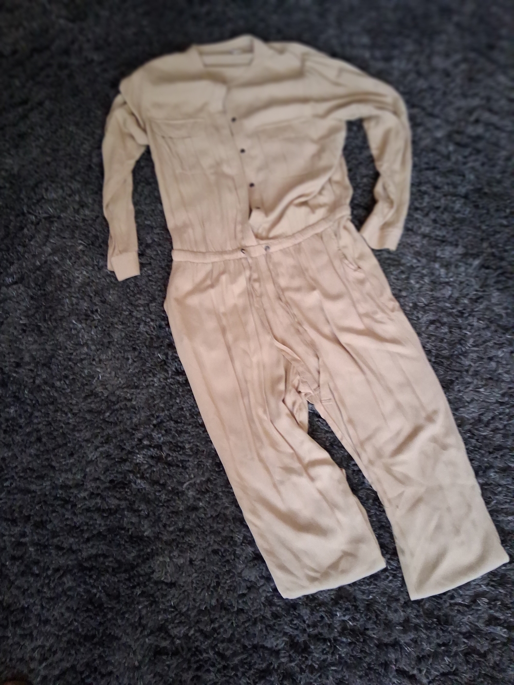 Old Navy Cream Button-Front Long-Sleeve Jumpsuit